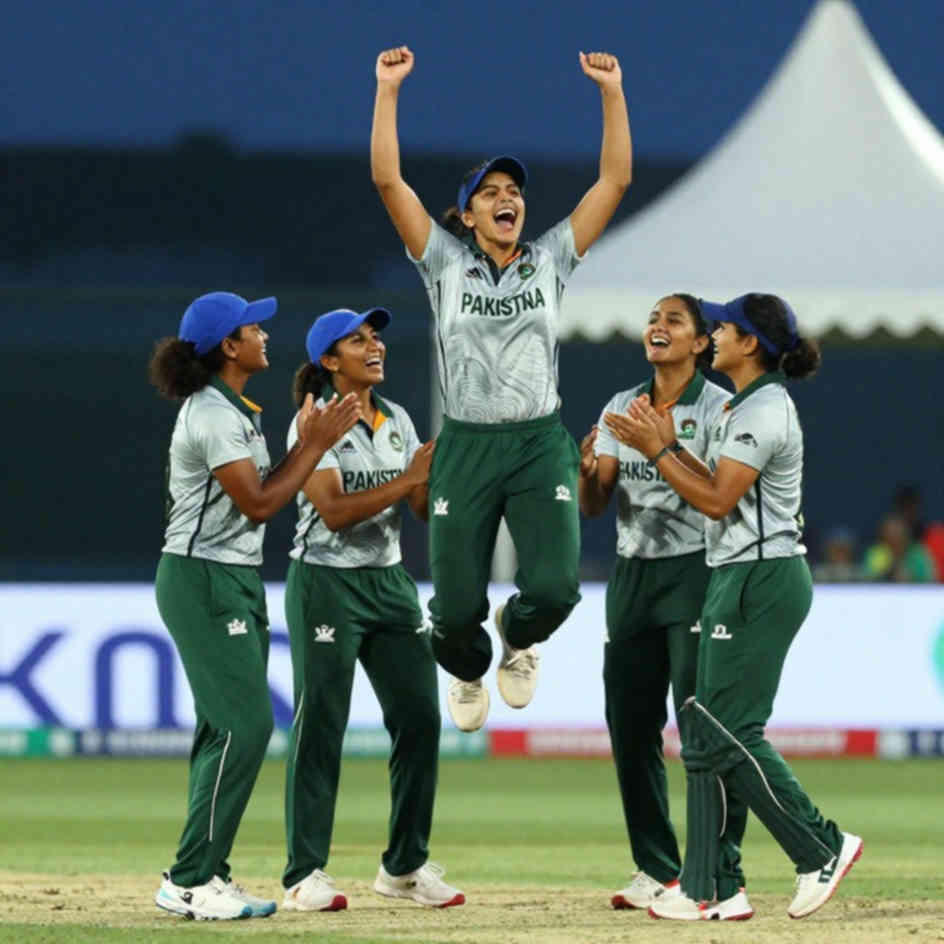 যাতায়াতের খাতা: এশিয়ার ক্রিকেটে একাদশ বেছে নেওয়া হয় স্যুটকেস গোছানোর আগেই