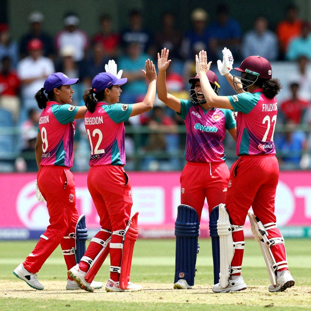 ডাগআউটে বসে থাকা এক কিশোর: মর্নে মরকেলের বার্তা ও প্রতিভা-ব্যবস্থাপনার অলিখিত নিয়ম