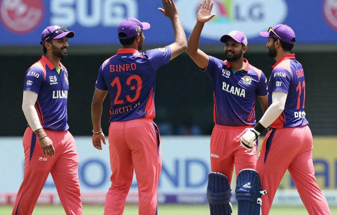ফয়সালাবাদের ফাইনাল থেকে ব্যাংককের প্রথম বল: ১৮ দিনের ফাঁকে পাকিস্তান নারী দলের আসল প্রশ্ন